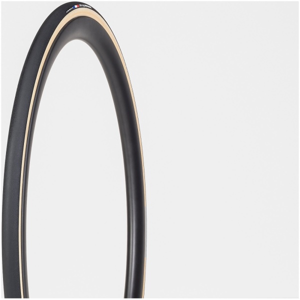 Bontrager R4 Hard-Case Lite - 25mm - Sort