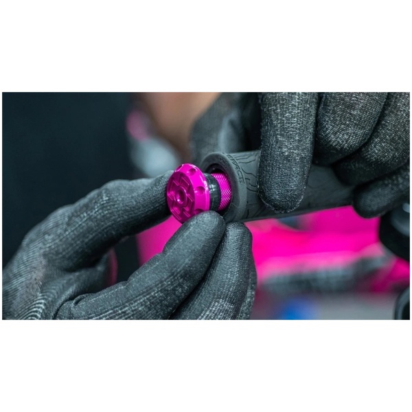 Muc-Off Tubeless Stealth Puncture Plug - Rød - Image 3